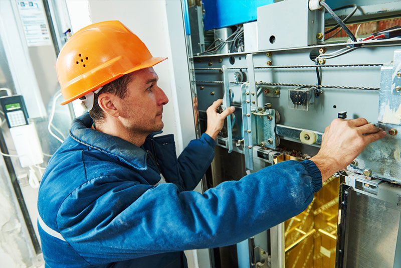 Asansörlerde Düzenli Bakımın Önemi